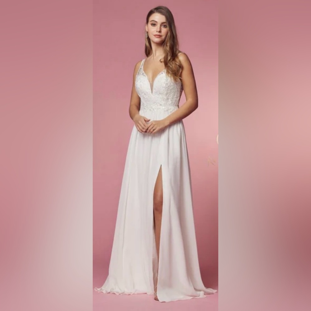 NWT Nox Anabel Women's White Beaded Lace Slit Shift Dress SZ XS
